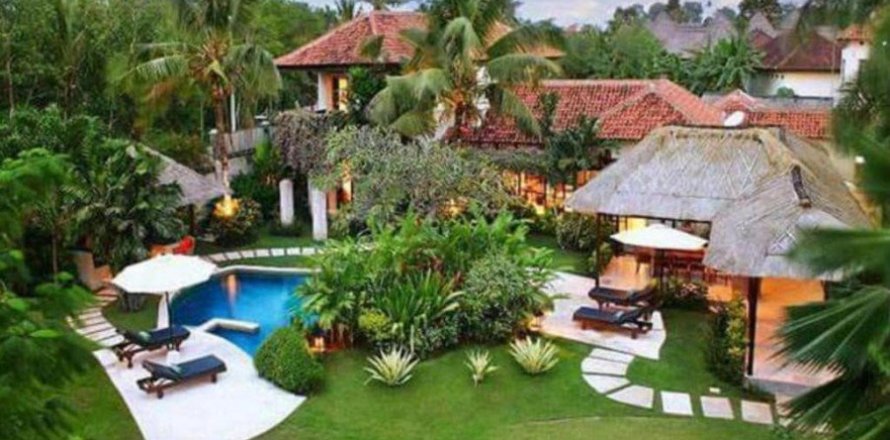 9 bedrooms Villa in Seminyak, Indonesia No. 22866