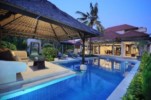 9 dormitorios Villa en Seminyak, Indonesia No. 22866 2