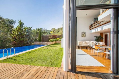 6 bedrooms House in Blanes, Spain No. 25450 2