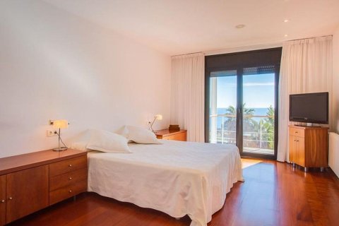 6 dormitorios House en Blanes, Spain No. 25450 6