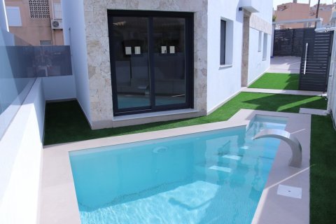 3 dormitorios Villa en Torrevieja, Spain No. 25533 24