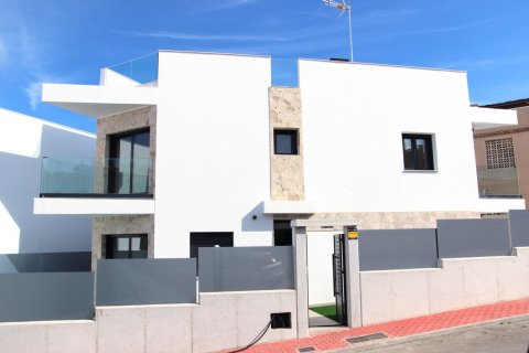 3 dormitorios Villa en Torrevieja, Spain No. 25533 25