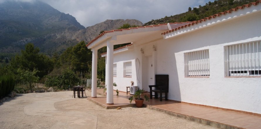 3 bedrooms Villa in Finestrat, Spain No. 25537