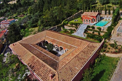 656m² Villa in Lefkada, Greece No. 59270 3