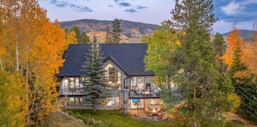 5 bedrooms House in Silverthorne, USA No. 66453