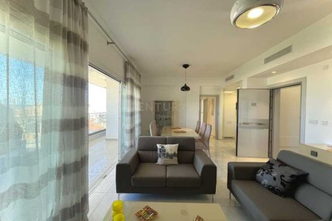 3 bedrooms Penthouse in Limassol, Cyprus No. 34976 4