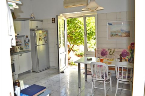 3 bedrooms Villa in Athens, Greece No. 49318 4