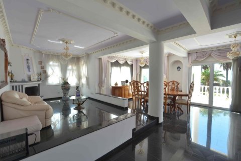 5 bedrooms Villa in Ayia Napa, Cyprus No. 36582 17