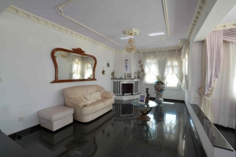 5 bedrooms Villa in Ayia Napa, Cyprus No. 36582 18