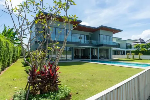 4 bedrooms Villa in Phuket, Thailand No. 71072 7