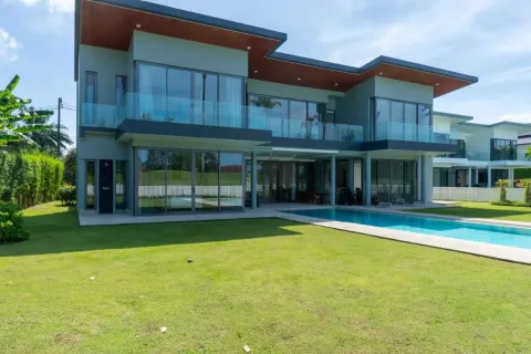 4 bedrooms Villa in Phuket, Thailand No. 71072 8