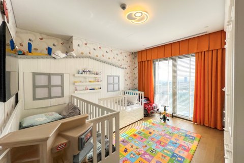 4+1 Apartment in Istanbul, Turkey No. 14822 8