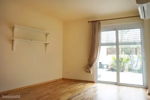 3 bedrooms Apartment in Nicosia, Cyprus No. 41237 5