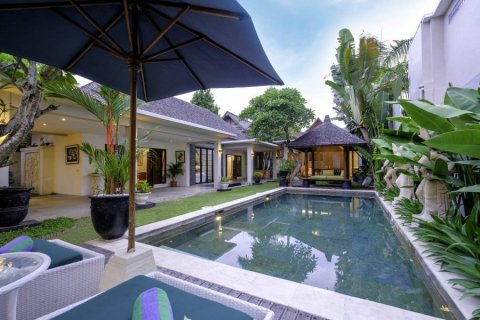 3 bedrooms Villa in Canggu, Indonesia No. 22978 13