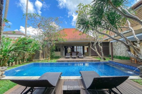 4 bedrooms Villa in Seminyak, Indonesia No. 22976 7