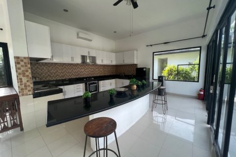 5 bedrooms Villa in Dalung, Indonesia No. 22931 4