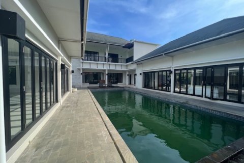 5 bedrooms Villa in Dalung, Indonesia No. 22931 9