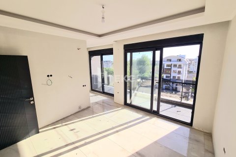 2+1 Apartment in Alanya, Turkey No. 11028 24