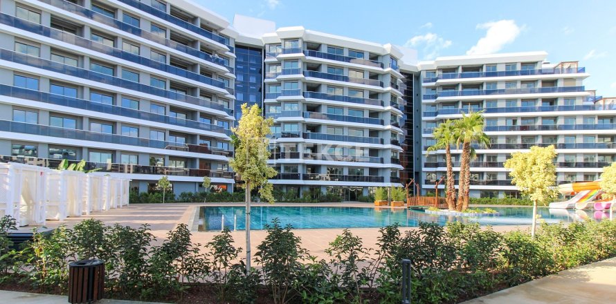 3+1 Apartment en Aksu, Turkey No. 11052