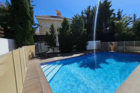 5 bedrooms Villa in Parekklisia, Cyprus No. 76191 2