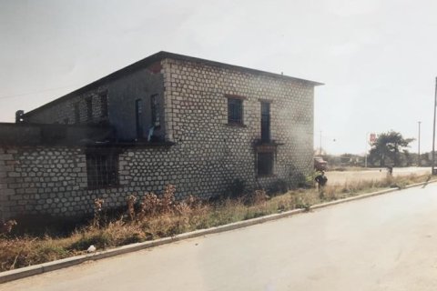 1049m² Bâtiment à Agios Athanasios, Greece No. 57925 3