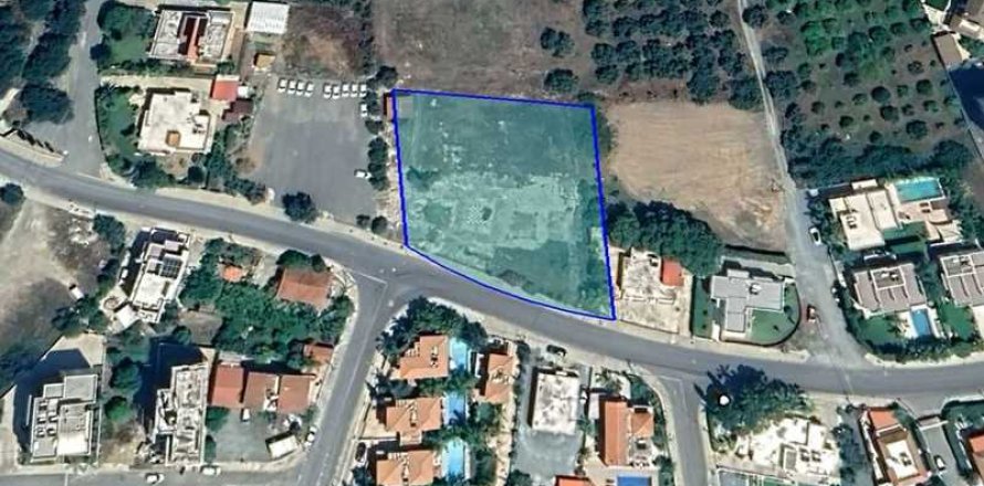 2808m² Land in Germasogeia, Cyprus No. 64273