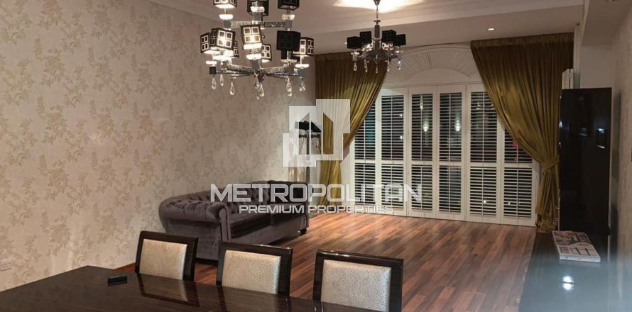 2 bedrooms Apartment in Golden Mile, UAE No. 8082