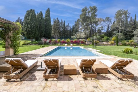 9 chambres Villa à Mougins, France No. 69047 3