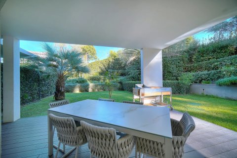 3 dormitorios Apartment en Antibes, France No. 67960 6