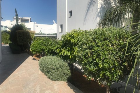 4 dormitorios Villa en Limassol, Cyprus No. 51068 9