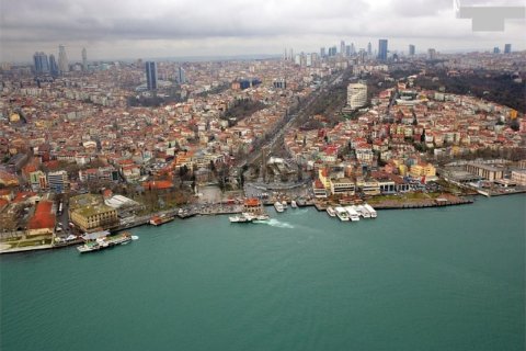 2+1 Apartment in Beyoglu, Turkey No. 17445 2