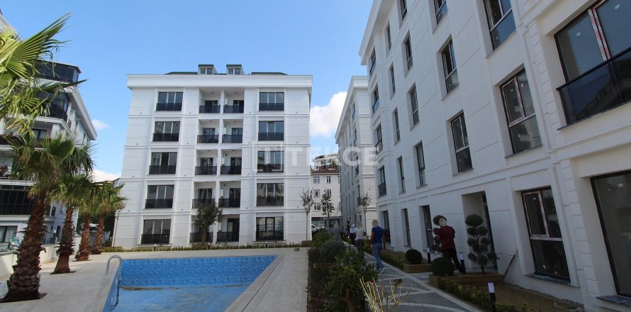 2+2 Apartment en Bueyuekcekmece, Turkey No. 17622