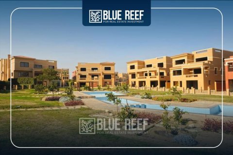 6 bedrooms Townhouse in Katameya Gardens, Egypt No. 38410 4