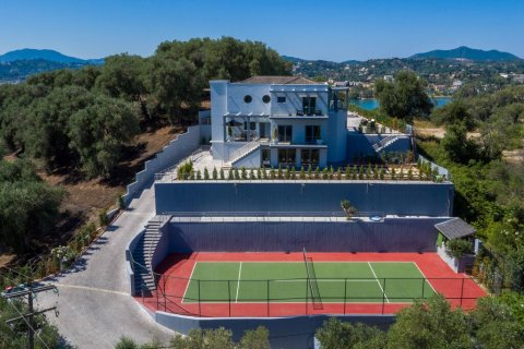 4 dormitorios Villa en Corfu, Greece No. 56246 3