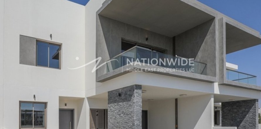 3 bedrooms Townhouse on the Yas Island, UAE No. 3917