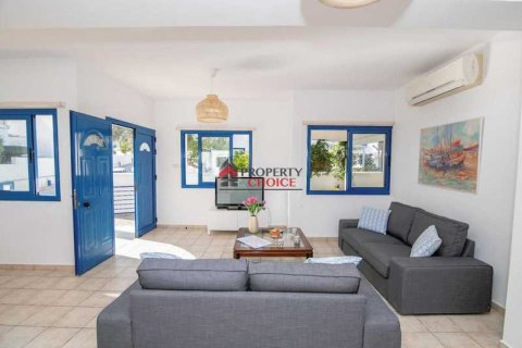 5 bedrooms Villa in Famagusta, Cyprus No. 29162 6