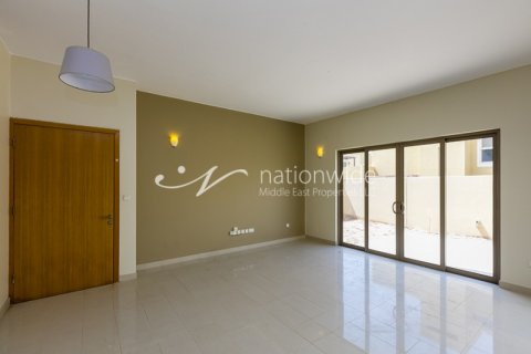 4 bedrooms Villa in Al Raha Gardens, UAE No. 4182 2