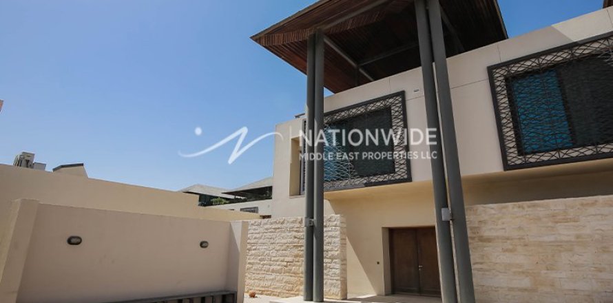 4 dormitorios Villa en Al Gurm West, UAE No. 4183