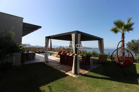 4+1 Villa in Bodrum, Turkey No. 13230 6