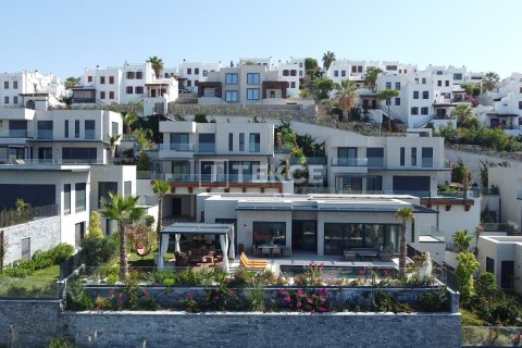 4+1 Villa in Bodrum, Turkey No. 13230 30