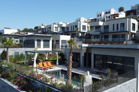 4+1 Villa in Bodrum, Turkey No. 13230 4