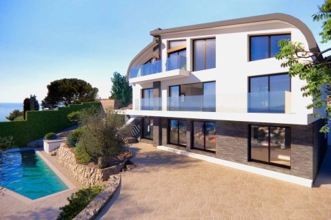 6 bedrooms Villa in Roquebrune-Cap-Martin, France No. 67373 2