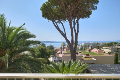 4 bedrooms Apartment in Cannes, France No. 67368 7