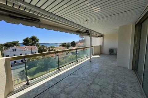 2 bedrooms Apartment in Cannes, France No. 67367 2