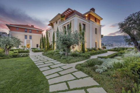 12 bedrooms Villa in Saint-Jean-Cap-Ferrat, France No. 67369 6