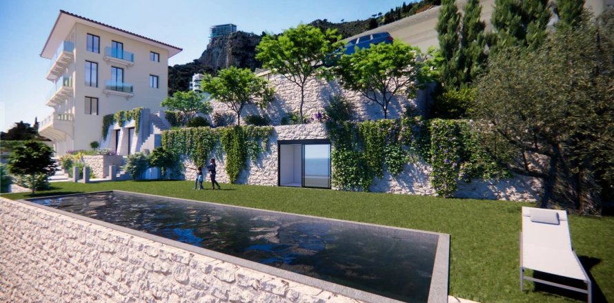 7 bedrooms House in Roquebrune-Cap-Martin, France No. 67372