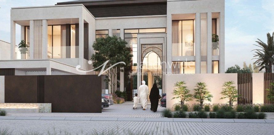 5 bedrooms Villa in Abu Dhabi, UAE No. 4373