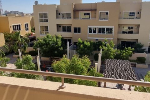 3 bedrooms Townhouse in Al Raha Gardens, UAE No. 8008 1