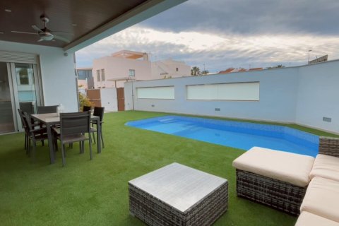 3 dormitorios Villa en Alicante, Spain No. 27779 4