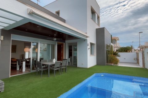 3 dormitorios Villa en Alicante, Spain No. 27779 3